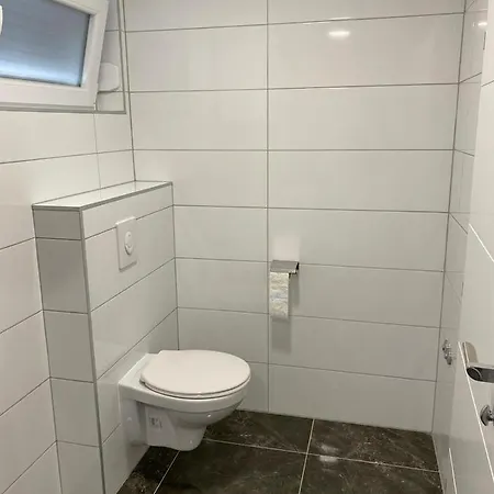Apartmani Grgic On The Adress Branka Fucica 96 Malinska Exterior photo