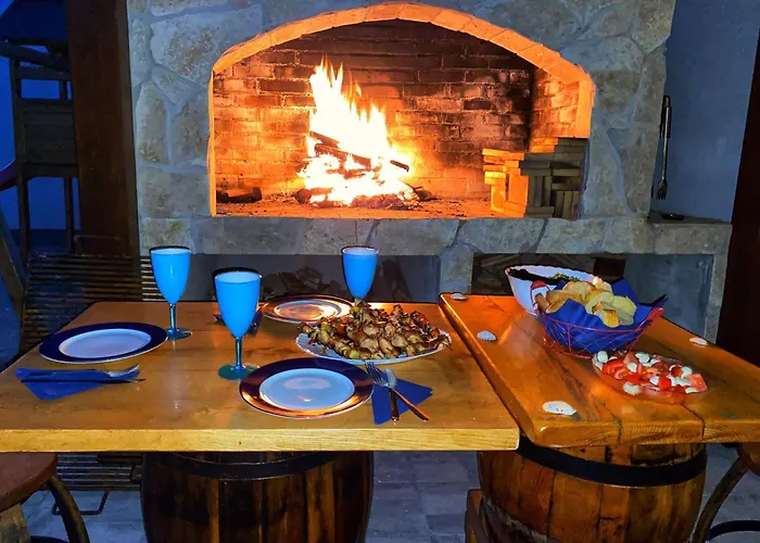 Apartmani Grgic On The Adress Branka Fucica 96