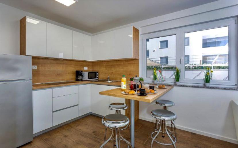 Apartment Grgic On The Adress Branka Fucica 96 *