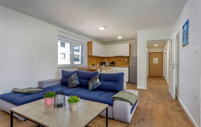 Grgic On The Adress Branka Fucica 96 Apartment Malinska