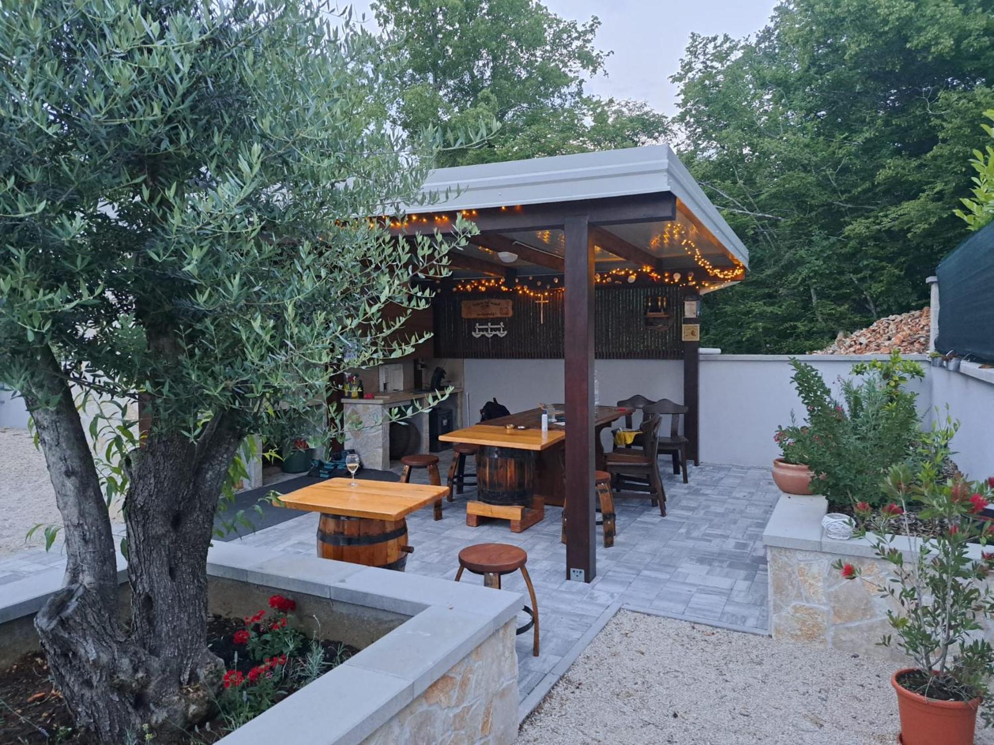Grgic On The Adress Branka Fucica 96 Apartment Malinska